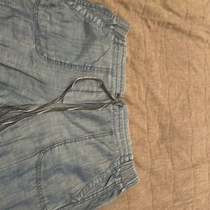 Talbots L denim button tab lightweight capris. Like new. Elastic tie waist